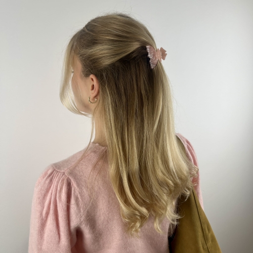 Klamerka pudrowy akcent