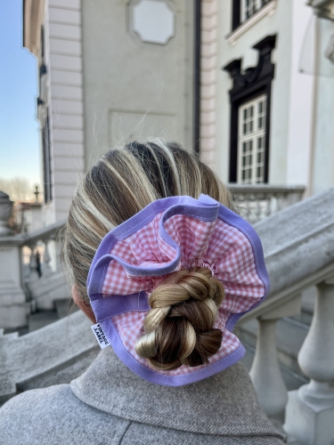 różowa podwójna gumka na koka