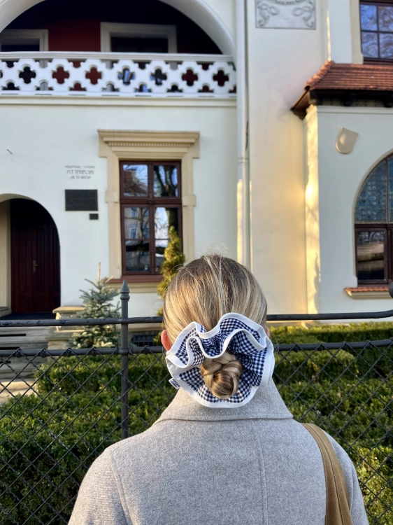 granatowa podwójna gumka do włosów