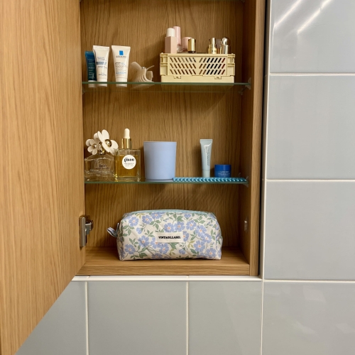 Piórnik błękitne niezapominajki