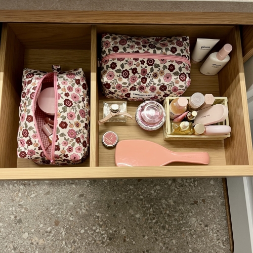 Kosmetyczka malinowy bukiet