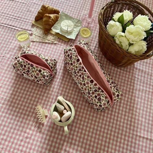 Kosmetyczka XXL malinowy bukiet