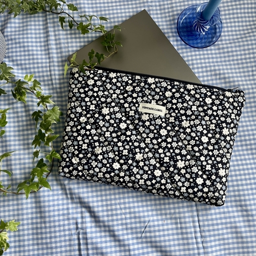 Etui na laptopa granatowa aura