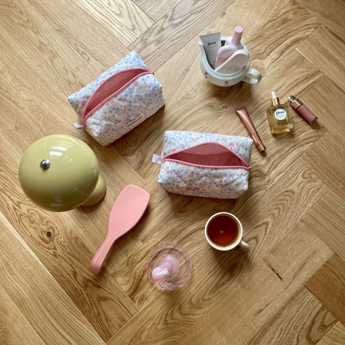 Kosmetyczka pastelowy rozkwit